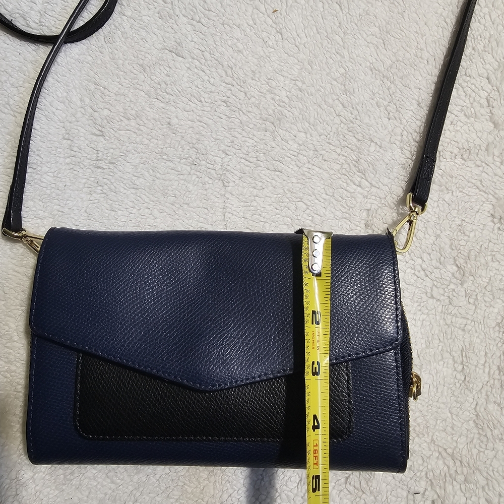 Vera Bradley leather crossbody - Picture 11 of 11